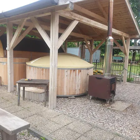 Agroturystyka Nad Stawem Dom W Borach Tucholskich * Wycinki