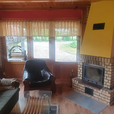 Agroturystyka Nad Stawem Dom W Borach Tucholskich Casa de Férias *